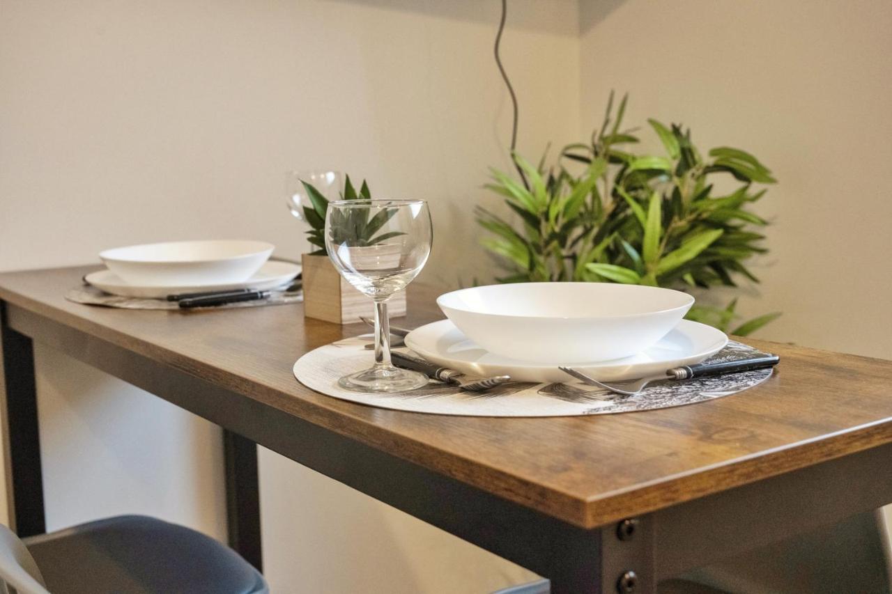 ❂ Les Logis De La Tremoille ❂ Cozy ❂ Netflix ❂ Apartment Thouars Bagian luar foto