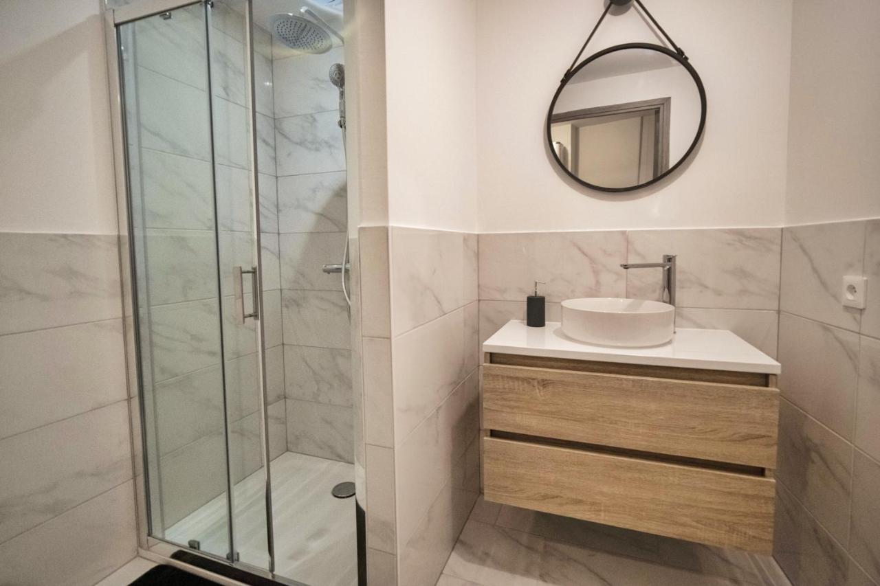 ❂ Les Logis De La Tremoille ❂ Cozy ❂ Netflix ❂ Apartment Thouars Bagian luar foto